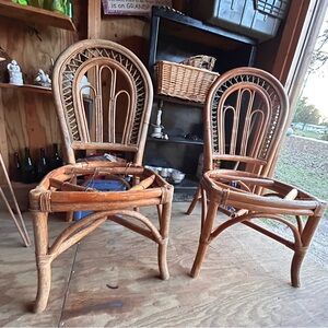 2 vintage rattan chairs